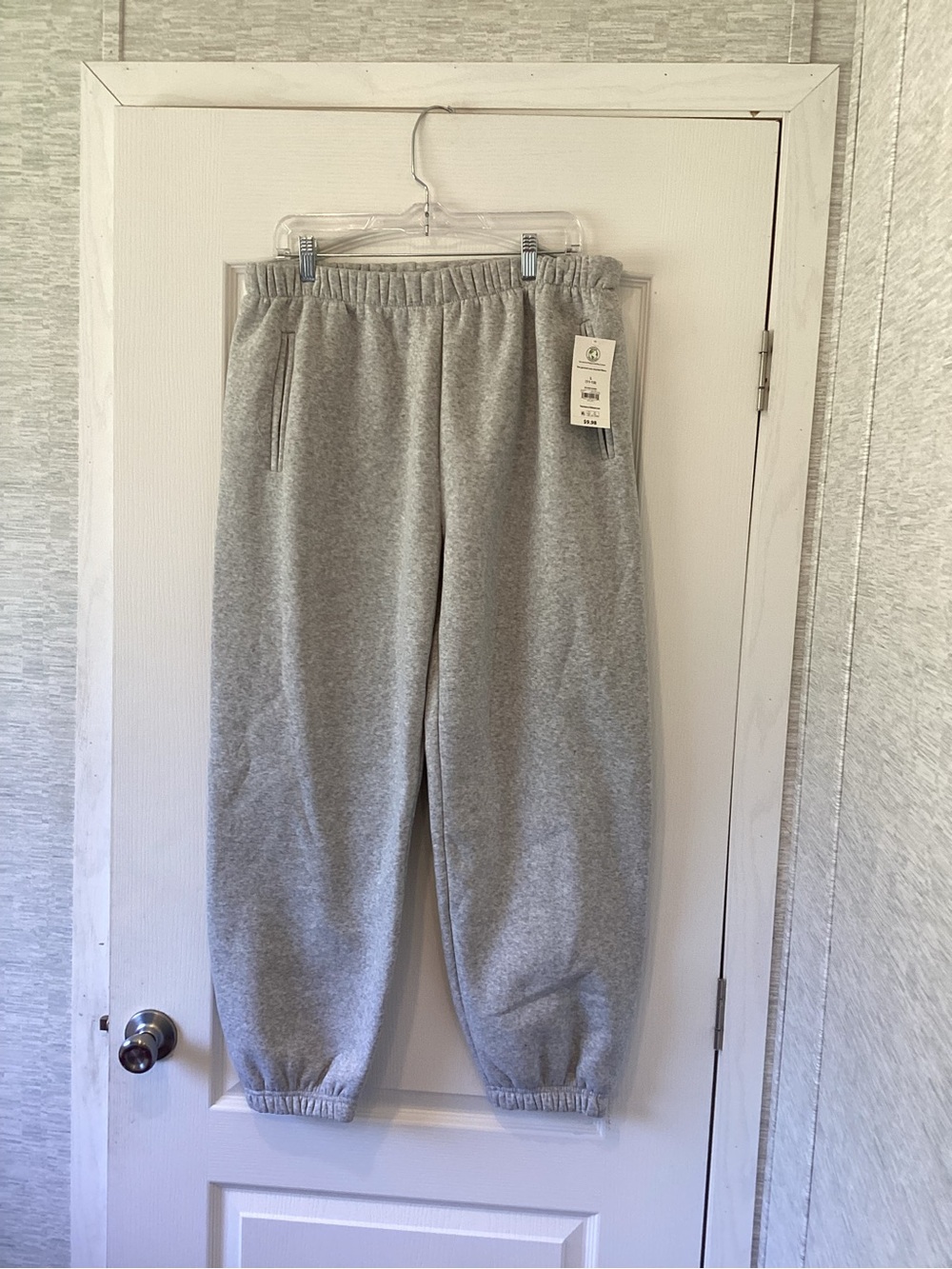 No Boundaries Heather Gray Fleece Jogger Pants L BNWT